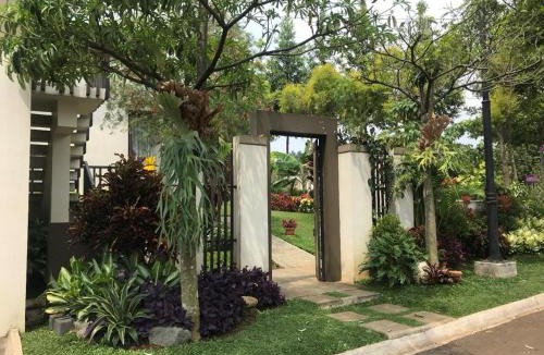Ciawi Villa | Luxurious Modern Villa at Vimala Hills