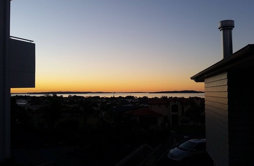 Beachlands House | Luxurious SeaView Retreat, breakfast for a few days inc