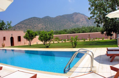 Melidoni Villa | Luxurious villa with private private heated pool & spectacular views