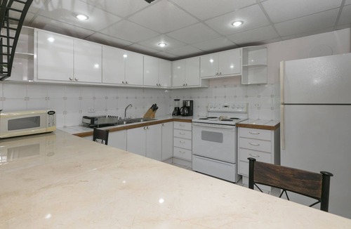 Ciudad Cariari Villa | Luxury 2-Bd. condo on golf course, 10 min. from S.J airport golf & tennis