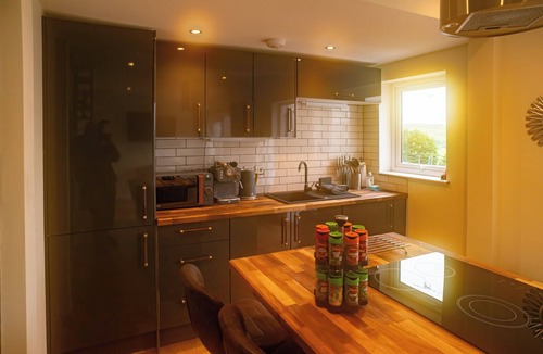 Isle of Skye House | Luxury 3 Bdrm Seaview Cottage by the Fairy Pools