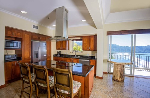 Cerro Plano Condo | Luxury 3 Bedroom/3.5 Bath Condo overlooking Jaco Beach.