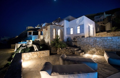 Psarou Villa | Luxury 4 BRD Villa ✓sea view from Psarou ✓private heated pool ✓family friendly