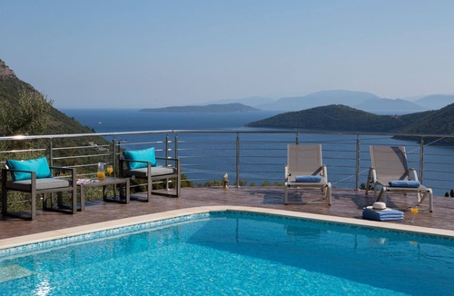 Mikros Gialos Villa | Luxury 6 bedroom villa with stunning views of the Ionian sea in Mikros Gialos