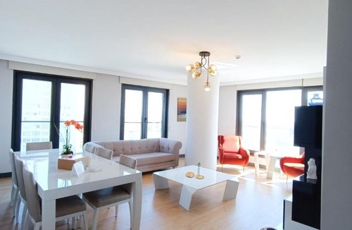 Kagithane Apartment | Luxury Fully Equipped 3BR 2BA Apartment by Siena Suites