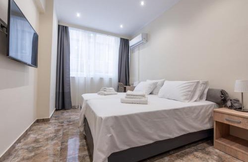 Ladadika Apartment | Luxury Harbour Studios