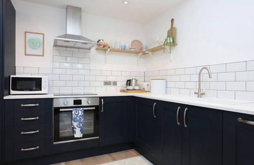 North Berwick Apartment | Luxury House with Patio next to North Berwick Beach