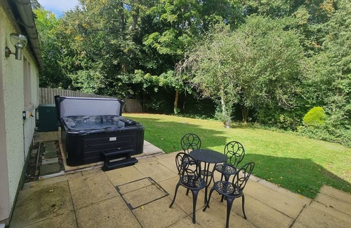 Carberry House | Luxury lodge, set in 40 acres of beautiful private gardens at Carberry Tower Estate.