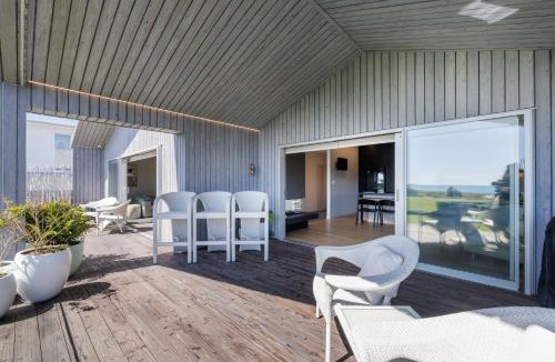 Papamoa Beach Villa | Luxury Ocean Villa in Papamoa