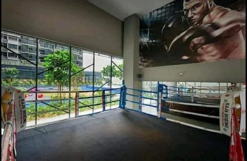 Kampung Pasir Apartment | Luxury Resort Suite Kuala Lumpur@5mins to Mid Valley, Sunway