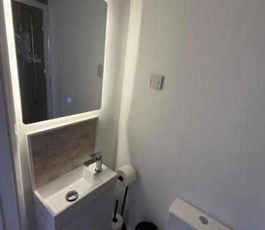 Cribbs Causeway Apartment | Luxury studio