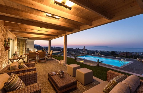 Vathianos Kampos Villa | Luxury Villa GG with private heated pool
