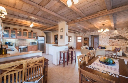 Korithi Villa | Luxury Zakynthos Villa |Elliot Villa | 6 Bed | Private Pool | Agios Nikolaos