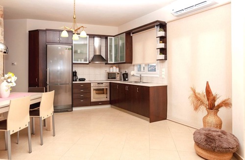 Agia Pelagia House | M&N Luxury, view and family apartment