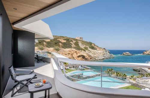 Agia Pelagia Villa | Made By The Sea Villas 17 BDRM