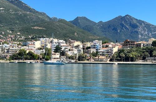 Kiparissia Apartment | Magical Seaside Town Boutique Apts 1
