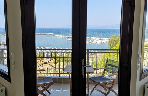Kiparissia House | Magical Seaside Town Boutique Apts 1