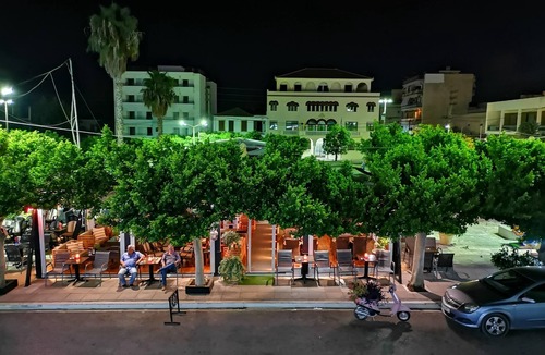 Kiparissia House | Magical Seaside Town Boutique Apts 1