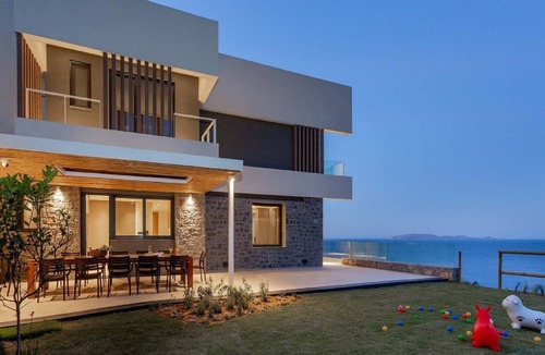 Malevizi Villa | Magnificent Crete Villa | Villa Stone Pearl | Private Seawater Infinity Pool.