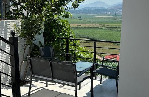 Aliko House | Maison Belle