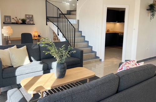Kavala Apartment | Maisonette with Terrace & Garage - by Solstad