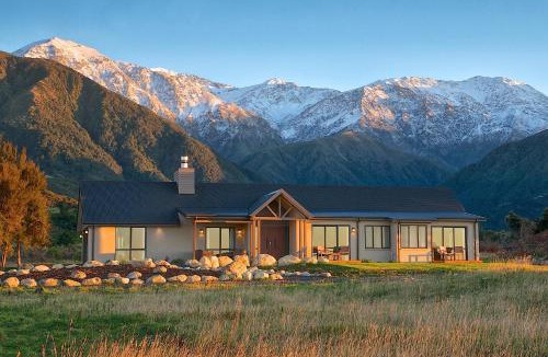 Hapuku Cabin | Manakau Lodge