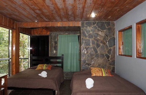 Monteverde Hostel | Manakin Lodge