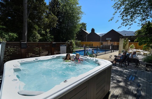 Lower Shotover House | Manata Lodge