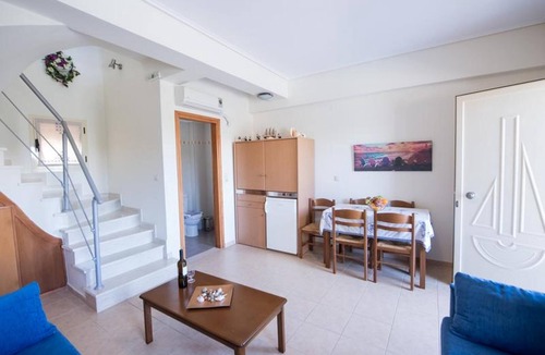 Stoupa Apartment | Manoleas Villas - Apartment 5