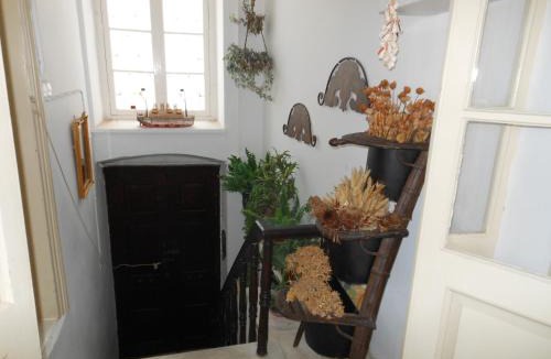Paleopolis Apartment | Mansion at Chora in Andros