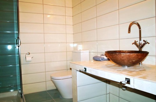 Koinira Hotel | Maranton Beach Hotel