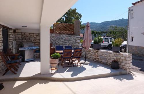 Thasos House | Maria Tsomou