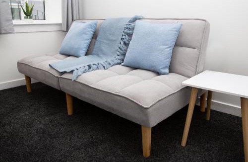 Irvine House | Marina View Guest House