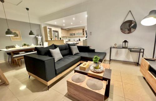 Piraeus Apartment | Marina Zeas Spacious Two Bedroom Apartment
