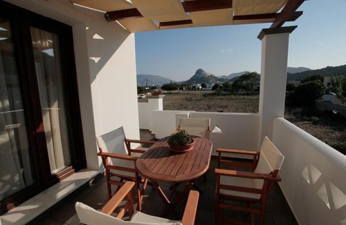 Skiros Apartment | Markesi Apartments