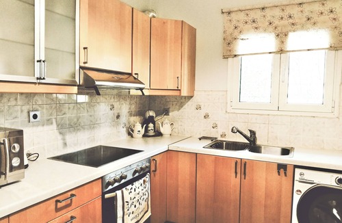 Marousi Apartment | Marousi Residence with Green Garden