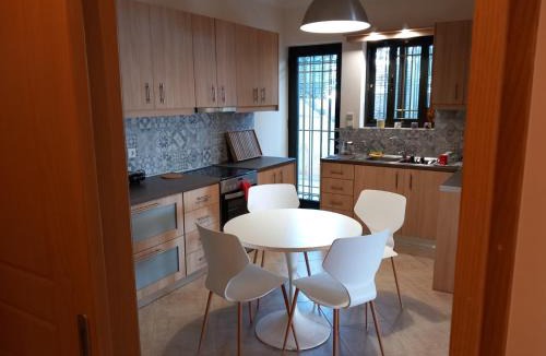 Katakali Apartment | Mary House