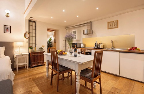 Duomo Apartment | Mascagni Apartment - Palazzo D'Ambra Historical Residence