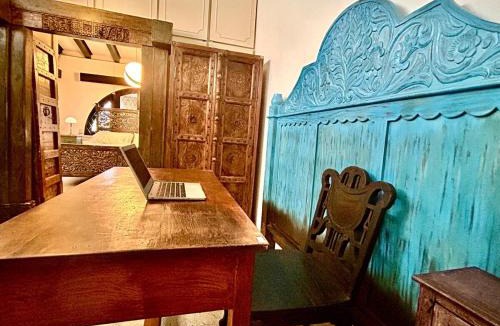 Petaling Jaya Apartment | Master bedroom in Vintage House