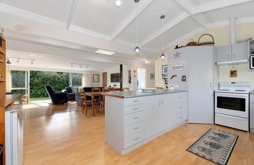 Matapouri House | Matapouri Beach Family Haven - Matapouri Home