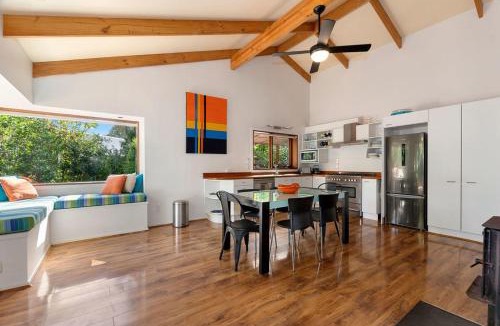 Matapouri House | Matapouri Hideaway - Matapouri Holiday Home