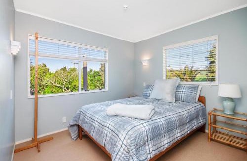 Bombay Cabin | Maxwell's Golf Retreat