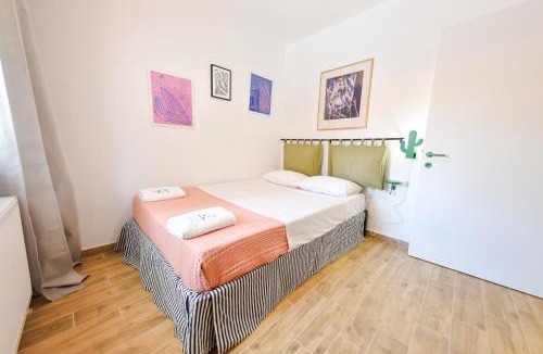 Pella Apartment | Mazi Rooms z