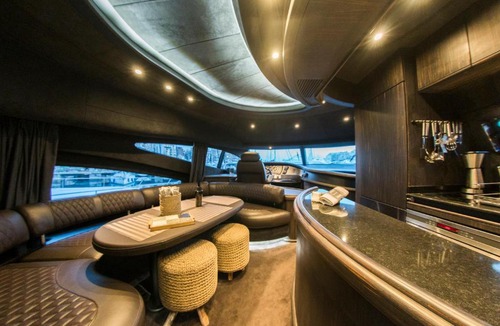 Pasalimani Boat Rental | Medusa Azimut 68ft luxury yacht