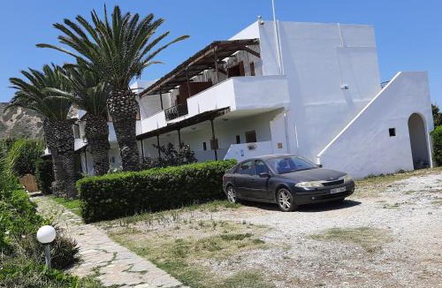 Skiros House | Meroi Studios Molos