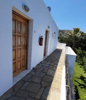 Skiros House | Meroi Studios Molos