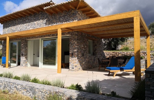 Samos House | Mertziki, Delta House, private beach
