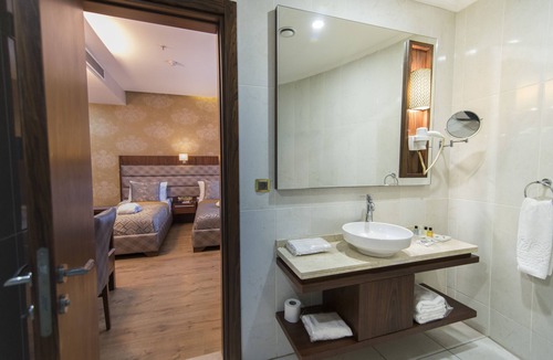 Bahcelievler Hotel | MidMar Deluxe Hotel