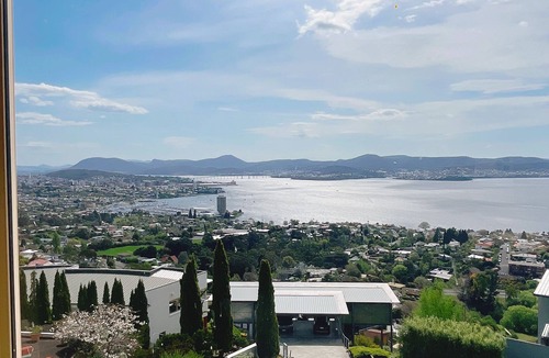 Sandy Bay House | Millions View Hobart
