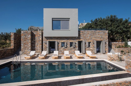 Agios Nikolaos Town Villa | Minimal Cretan Villa w/privet swimming pool - 5min from the beach